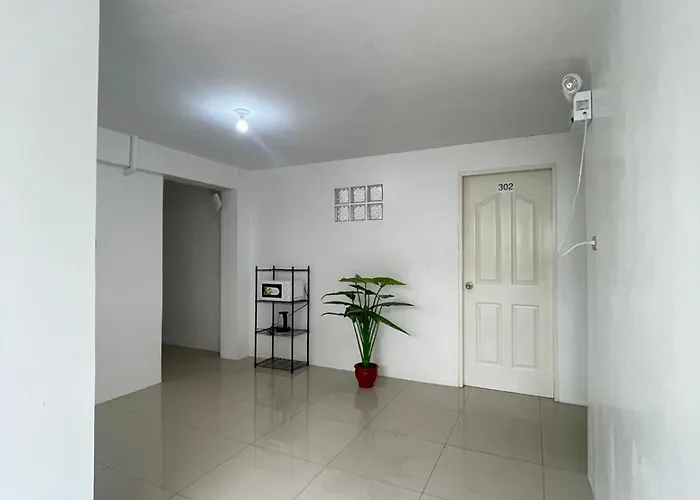 The Palines Apartment Hotel Near Brittany Palazzo Villar City Alabang